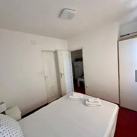 Time Out Apartament *