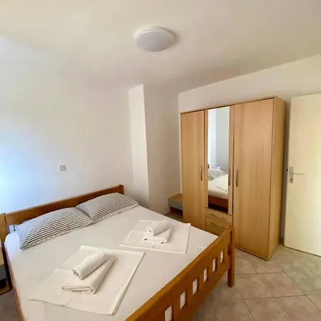 Time Out Apartament *