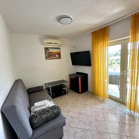 Apartament Time Out *