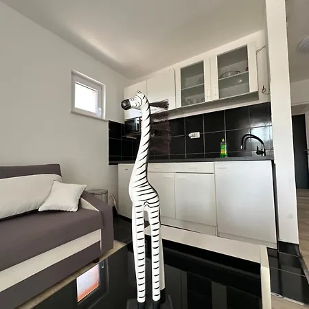 Time Out Apartment Tisno