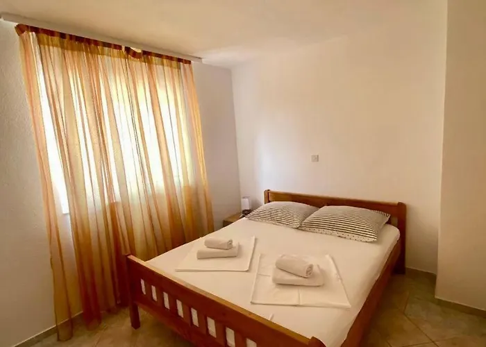 Time Out Appartement Tisno